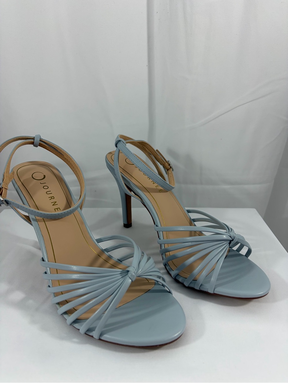 NWT Journee Women's Size 9W Light Blue Strappy Heeled Sandals